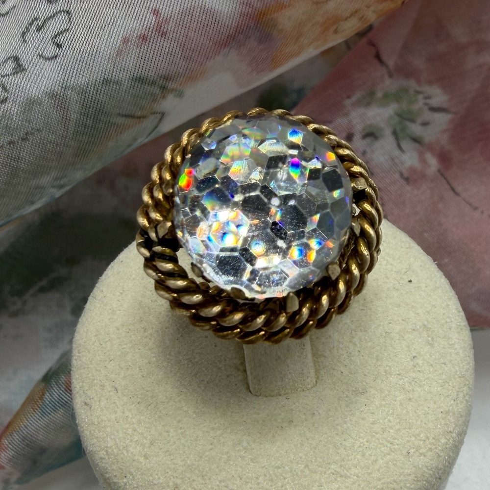 Antique Honeycomb Glass Ladies Ring #418R